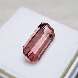 טורמלין ורוד