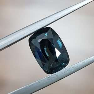 ספינל כחול ירוק