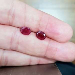 זוג רובי טבעי 4 קראט