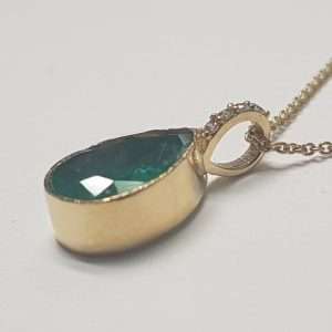 תליון אמרלד טיפה